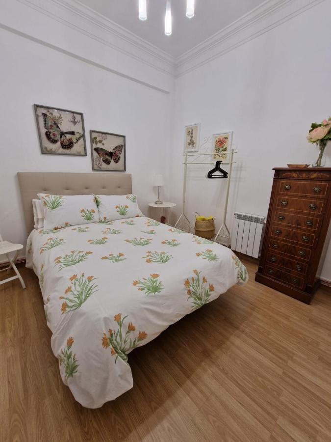 Apartament Amplio Y Centrico Piso Con Patio. A Coruña Zewnętrze zdjęcie