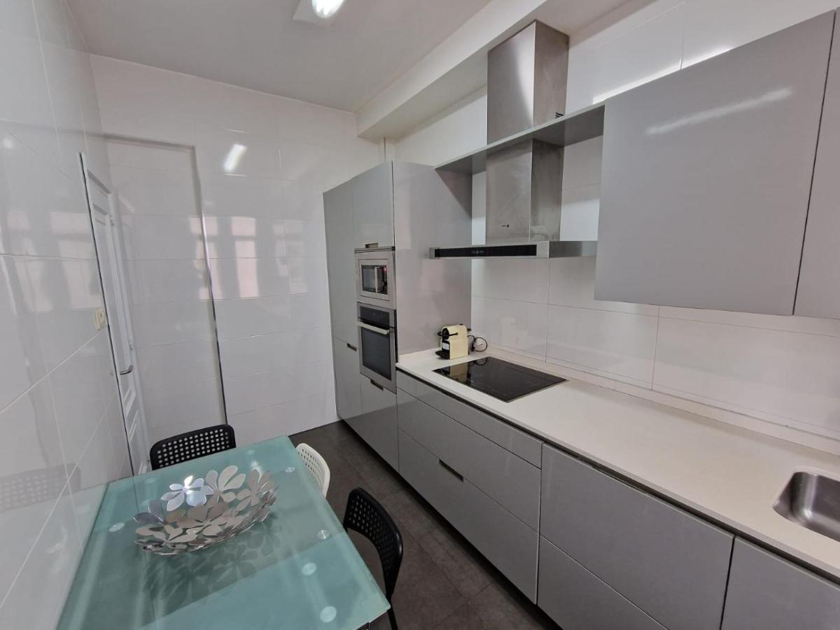 Apartament Amplio Y Centrico Piso Con Patio. A Coruña Zewnętrze zdjęcie