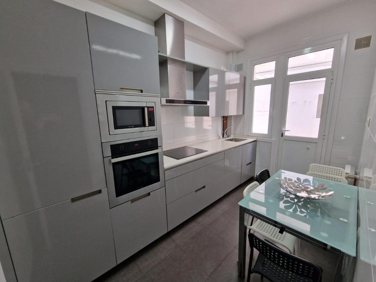 Apartament Amplio Y Centrico Piso Con Patio. A Coruña Zewnętrze zdjęcie