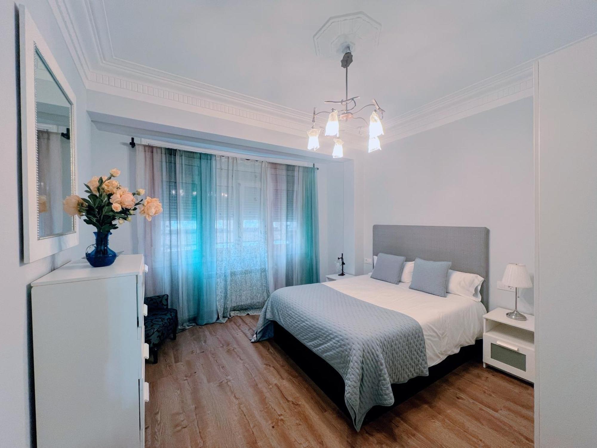Apartament Amplio Y Centrico Piso Con Patio. A Coruña Zewnętrze zdjęcie